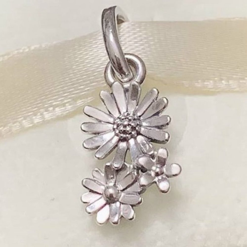 Pandora Daisy Flower Bouquet Dangle Charm
